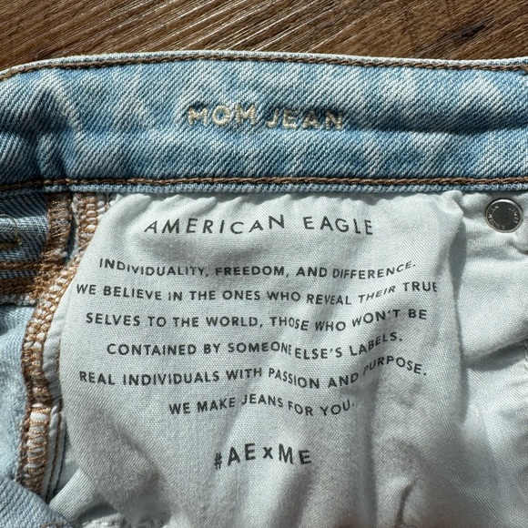 𝐖𝐨𝐦𝐞𝐧’𝐬 𝐀𝐦𝐞𝐫𝐢𝐜𝐚𝐧 𝐄𝐚𝐠𝐥𝐞 𝐑𝐢𝐩𝐩𝐞𝐝 𝐌𝐨𝐦 𝐉𝐞𝐚𝐧𝐬 - Picture 5 of 17